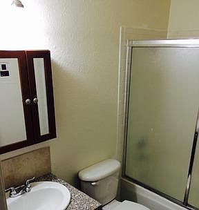 5th image of 1128 N Commerce St APT 1