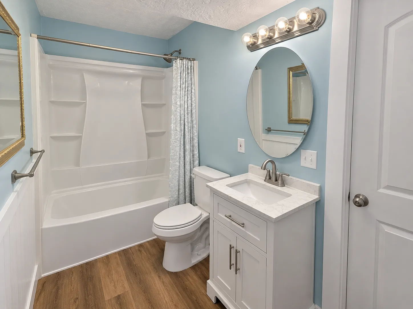 3 bed, 1600 sqft, $2,300 — Photo 1
