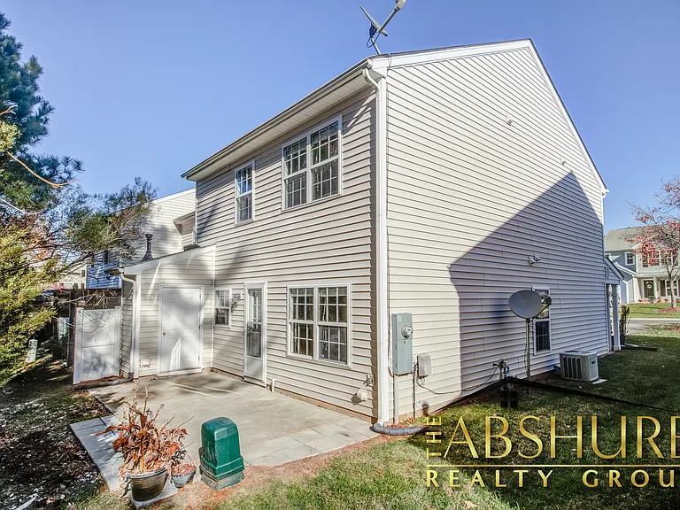 5223 Malik Dr — Photo 31