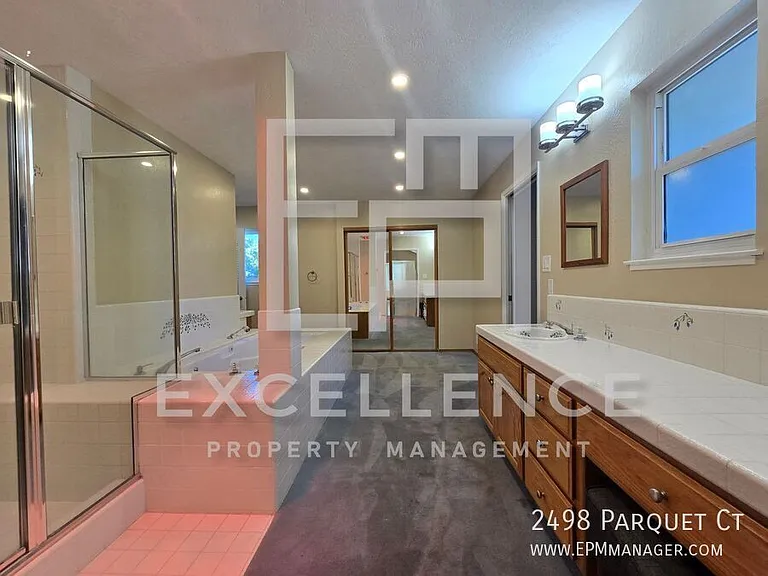 2498 Parquet Ct — Photo 12