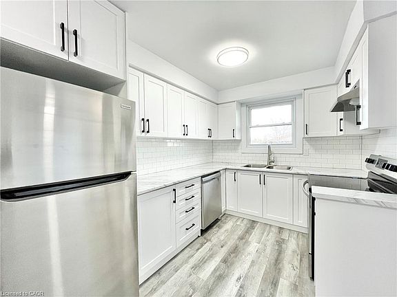 4th image of 76 Marc Blvd
