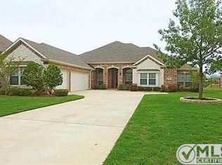 10402 Broadmoor Ln, Rowlett, TX 75089