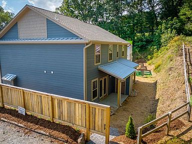 1456 Hospital Dr, Clyde, NC 28721 | Zillow