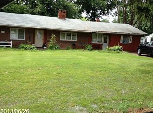 1425 Post Dr, Rockford, IL 61108