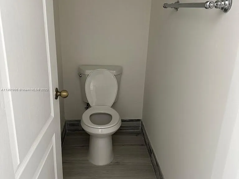 15315 SW 9th Way — Photo 15