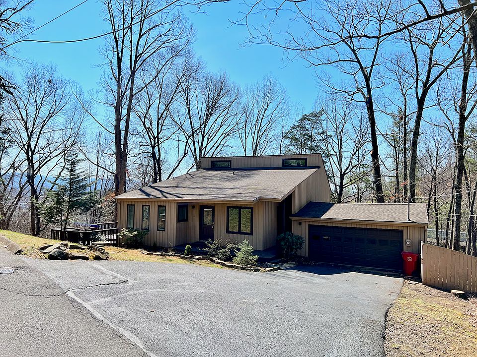 1st image of 3 Crosstimber Ct