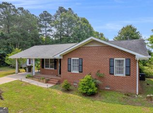 205 Rainey Brooke Dr, Winder, GA 30680