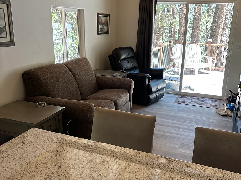 3833 E Sheldon Rd — Photo 3