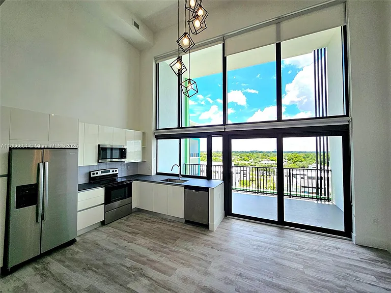 4400 Sunrise Blvd #T1 — Photo 30