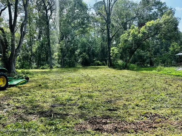 45236 4TH Street, Callahan, FL 32011