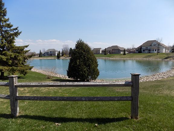 2nd image of 779 Copperhead Dr
