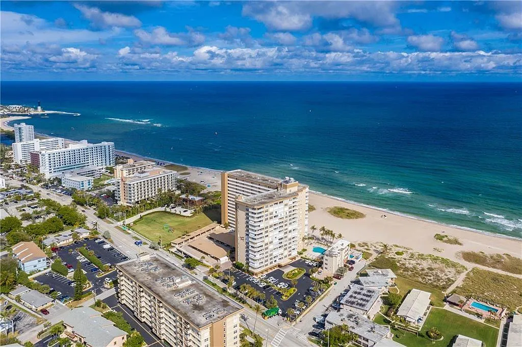 Building Photo - 1012 N Ocean Blvd #602