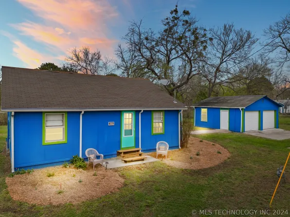 310 Rainbow St, Spavinaw, OK 74366