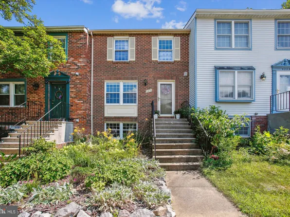 5231 Pleasure Cove Ct, Alexandria, VA 22315