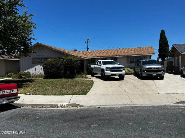 1429 Claremont Pl, Santa Maria, CA 93458