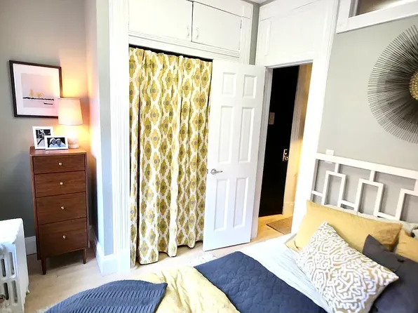 145 Waverly Pl APT 1E, New York, NY 10014