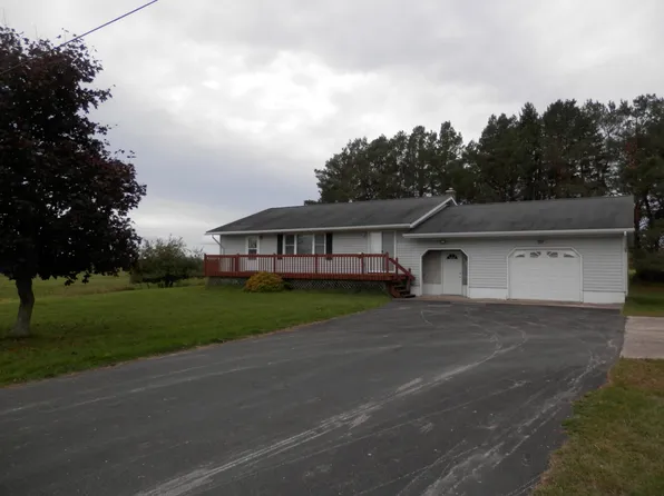 9312 N M 117, Engadine, MI 49827