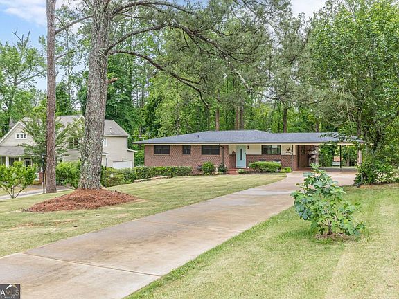 3rd image of 3499 Fairway Dr