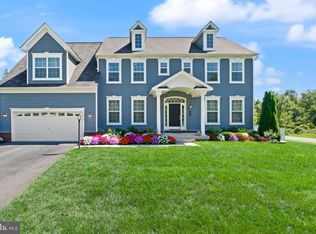 9010 Stone Crest Dr, Warrenton, VA 20186