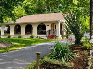 135 Washington St, Locust Grove, VA 22508