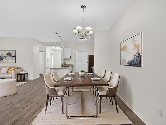 3rd image of 5467 Vineland Rd APT 6308