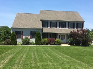 2460 Hieter Rd, Quakertown, PA 18951
