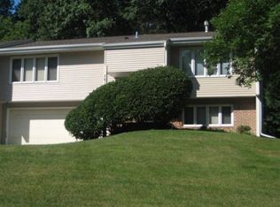 3618 Westmark Dr, Minnetonka, MN 55345