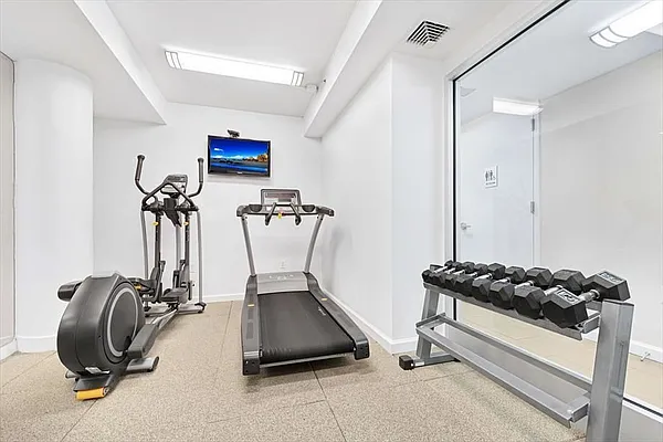 Rented by REAL New York | media 7