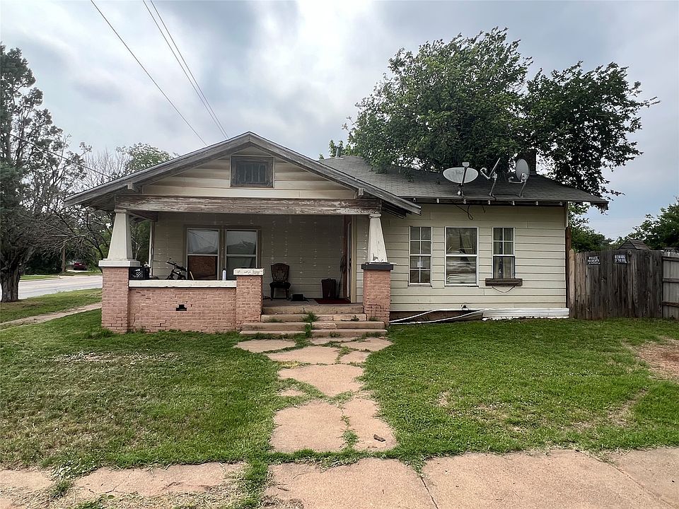 1st image of 1002 Cedar St