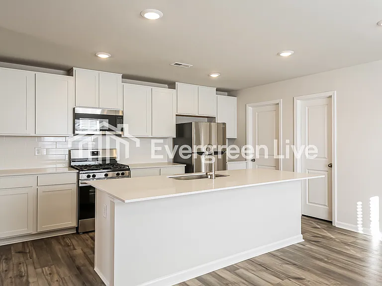 105 Stokely Way — Photo 6