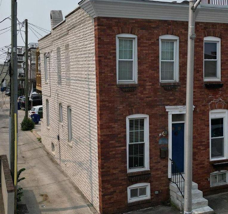 1st image of 2621 Fleet St