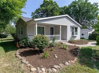 1537 Noble Ave, Barberton, OH 44203