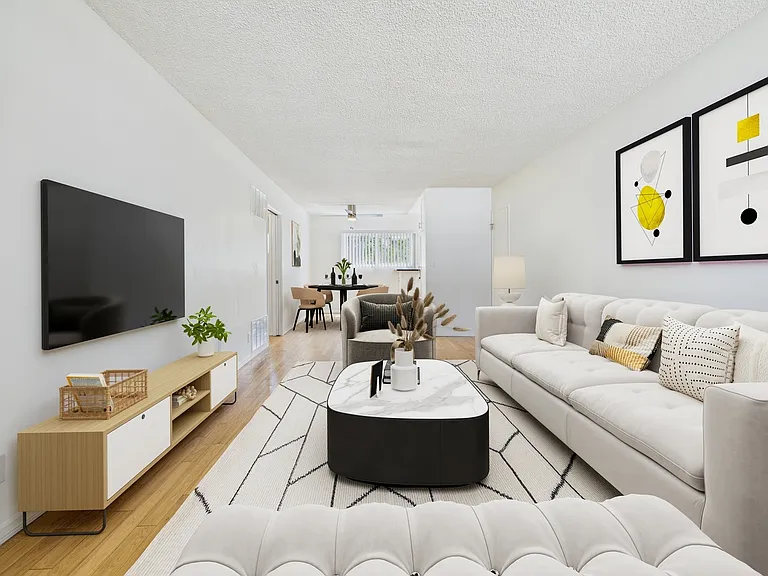 13060 Burbank Blvd. Apartments — Photo 6