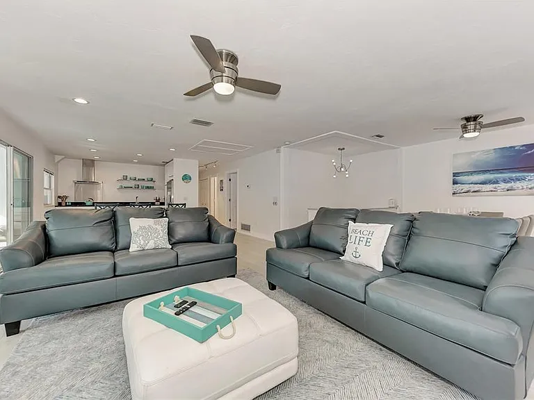 5516 Avenida Del Mare — Photo 11