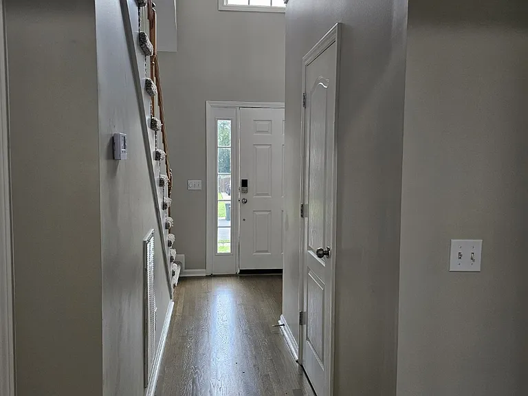 1032 Oakhall Dr — Photo 20