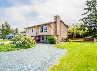 2119 33rd St, Anacortes, WA 98221