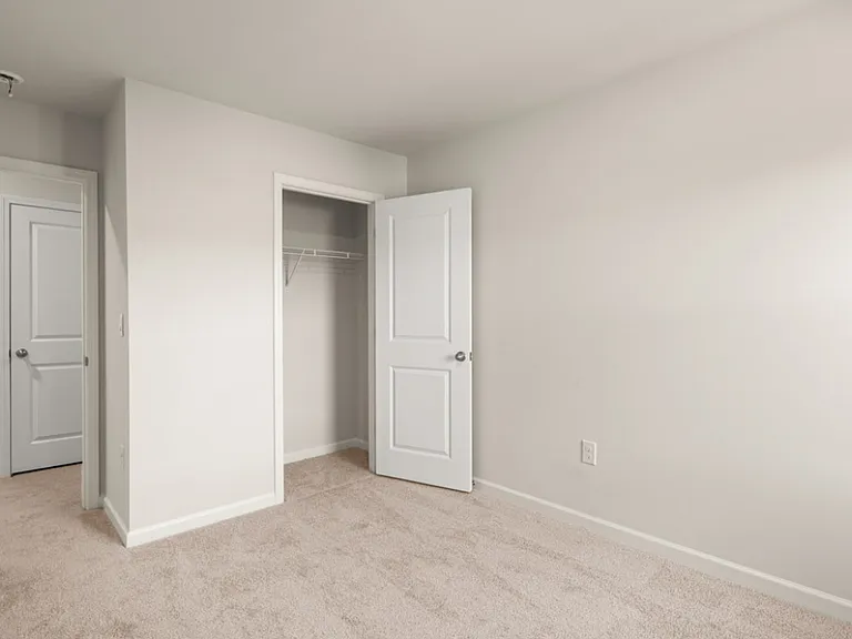 4332 Newland St — Photo 12