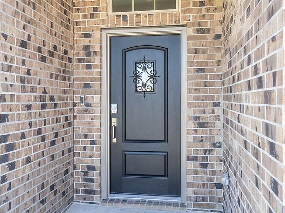 3rd image of 7618 Auburn Haven Trl