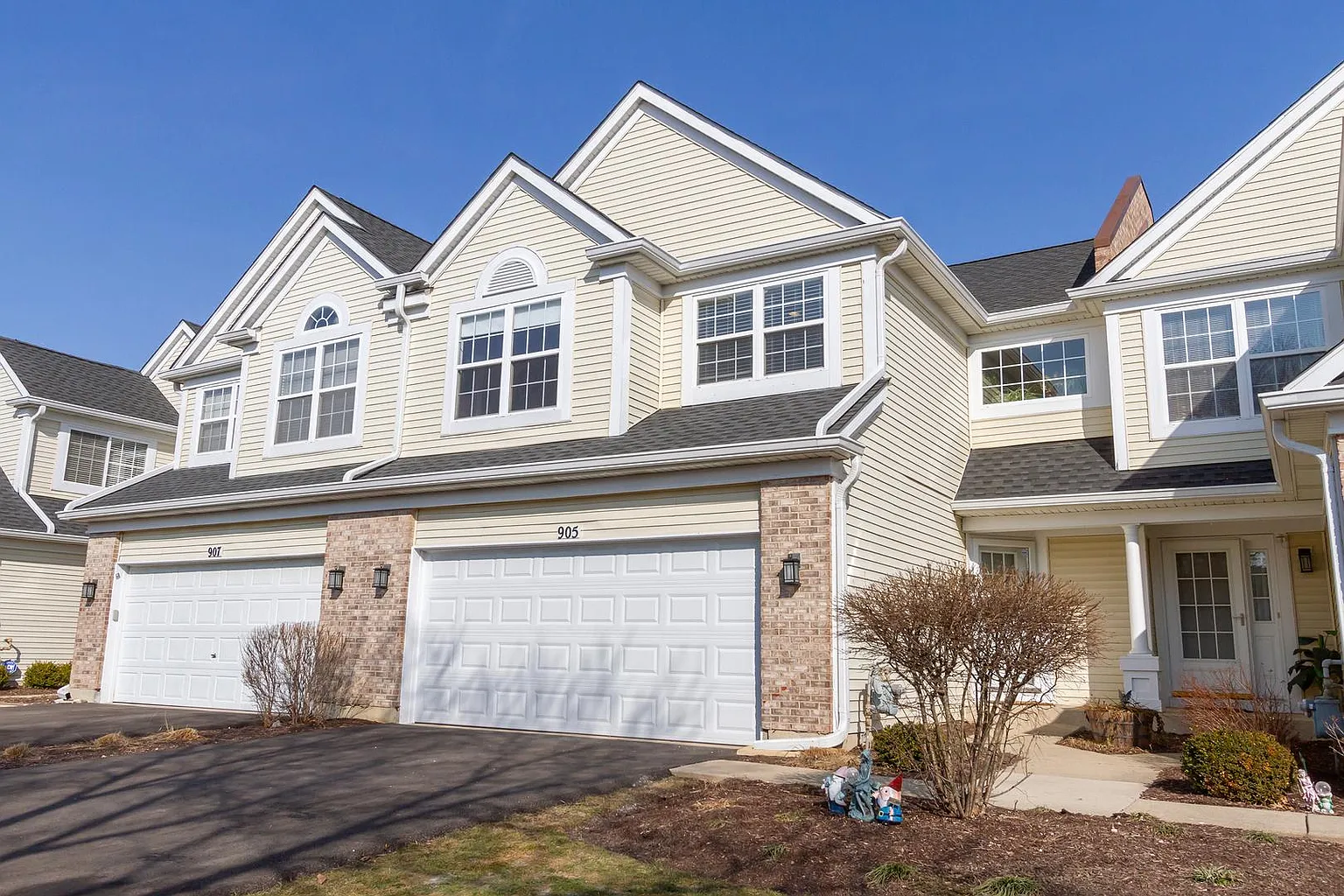 905 Ainsley Dr photo 1