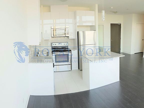 2 -2910 Highway 7, Vaughan, Ontario L4K 0G3_04032019