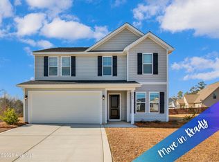 2149 Purebred Cir, Hope Mills, NC 28348