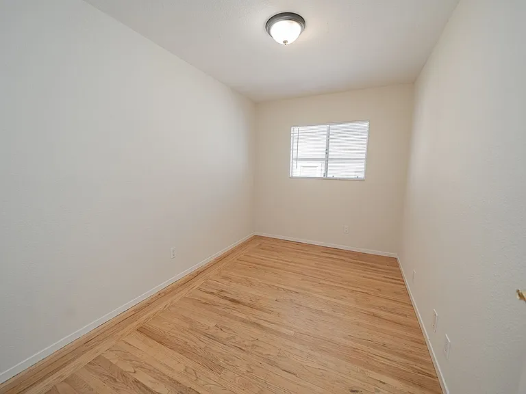 1930 Hearst Avenue — Photo 14