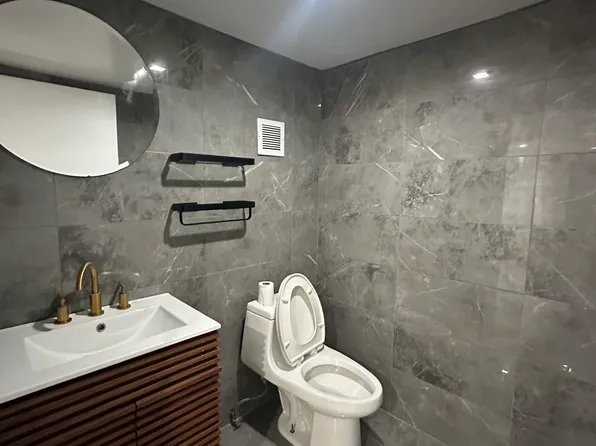 1928 Linden Street image 16 of 18