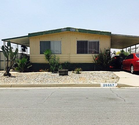 3rd image of 26067 Queen Palm Dr