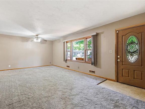 5th image of 2816 S Overton Ave