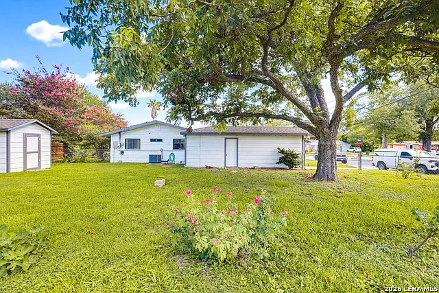 271 Wayside Dr — Photo 14