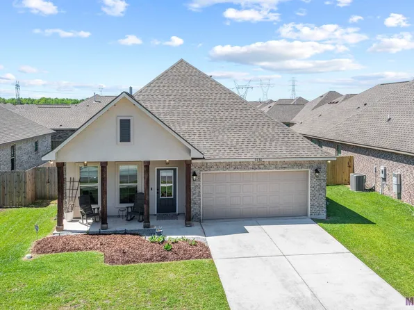 2230 Elmcrest Way, Saint Gabriel, LA 70776