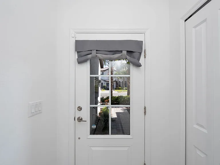 15218 Sunny Day Dr — Photo 13