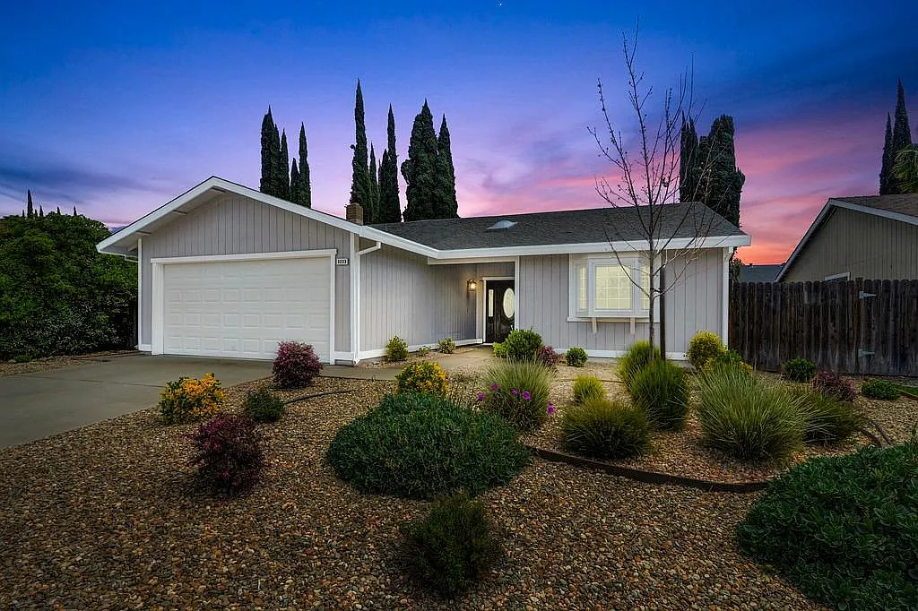 3233 Rusticwood Way photo 1