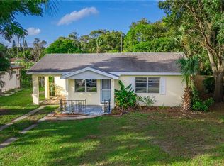 1877 Sunset Pl, Fort Myers, FL 33901